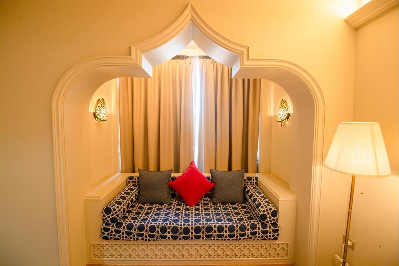 Amman Unique Hotel Udon Thani Bagian luar foto