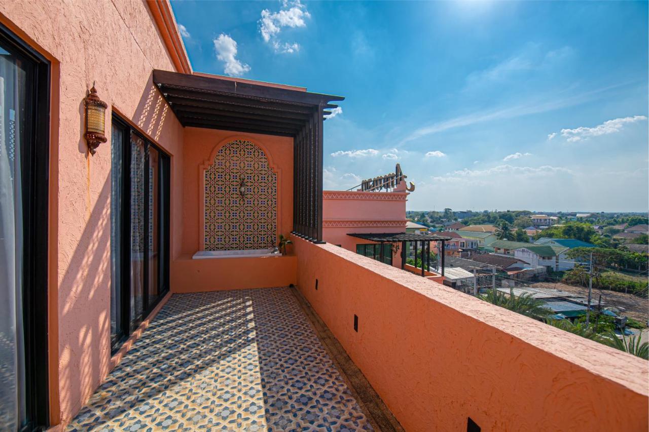 Amman Unique Hotel Udon Thani Bagian luar foto